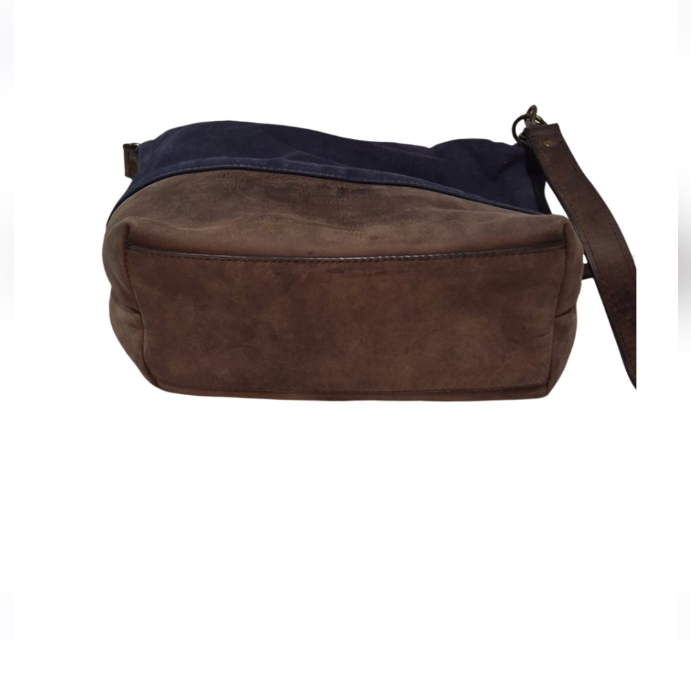 L.L. Bean Navy and Brown Crossbody Bag - Picture 4 of 7